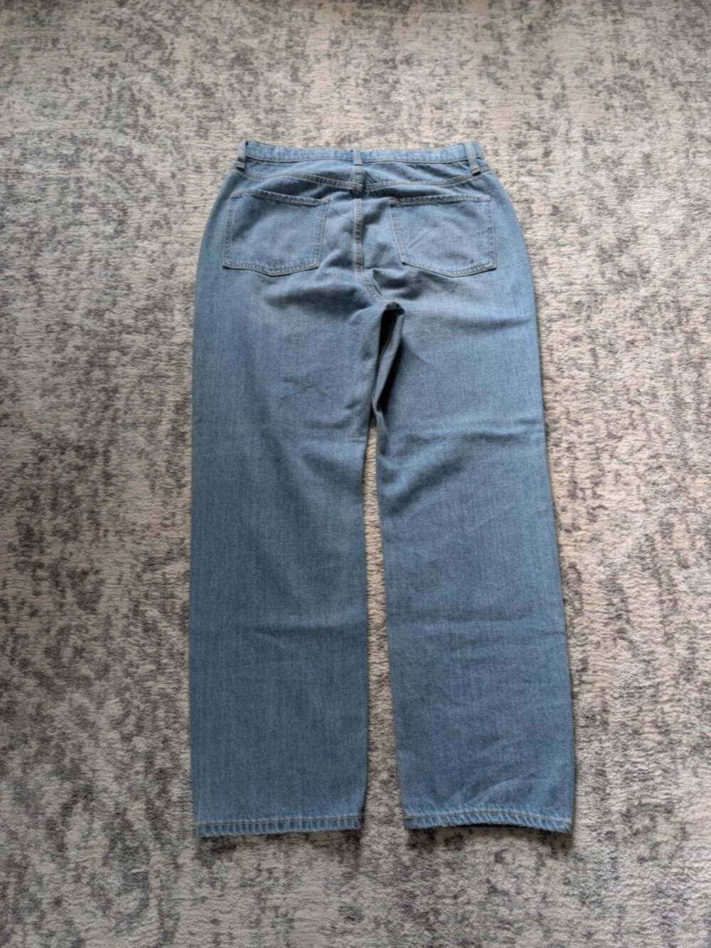 Old Navy High Rise Slouchy Straight Jeans 16 Extra Distressed Light Wash - Picture 5 of 9